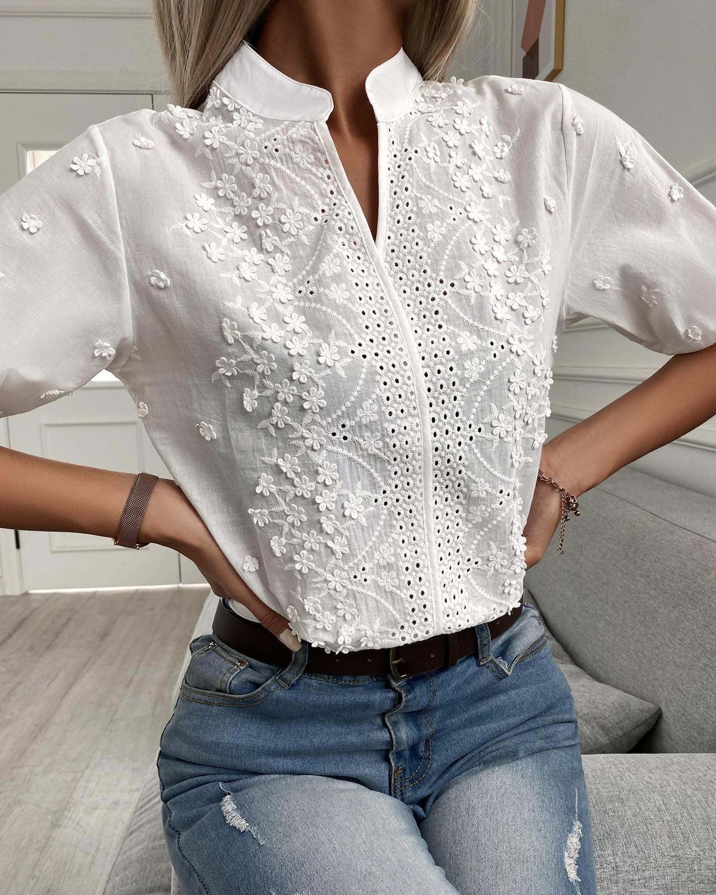 Isabella | Damen-Spitzenbluse mit hohem Ausschnitt und V-Ausschnitt
