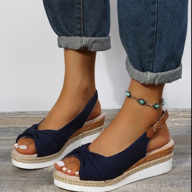 Camila - Rosa Espadrille-Keilsandalen mit coolem Style