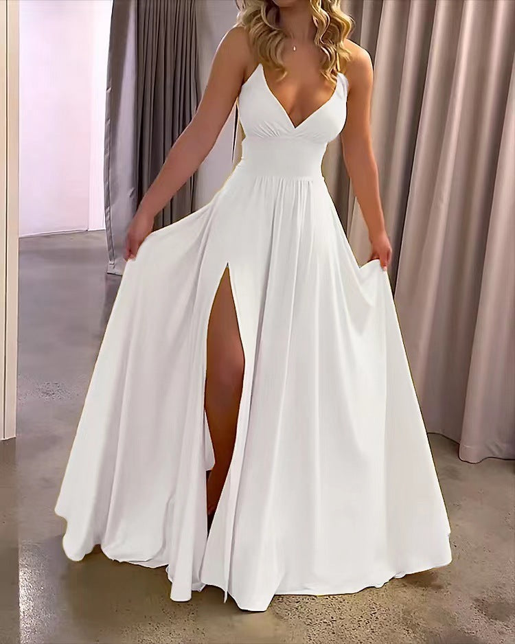 Fließendes Maxikleid mit V-Ausschnitt und Schlitz