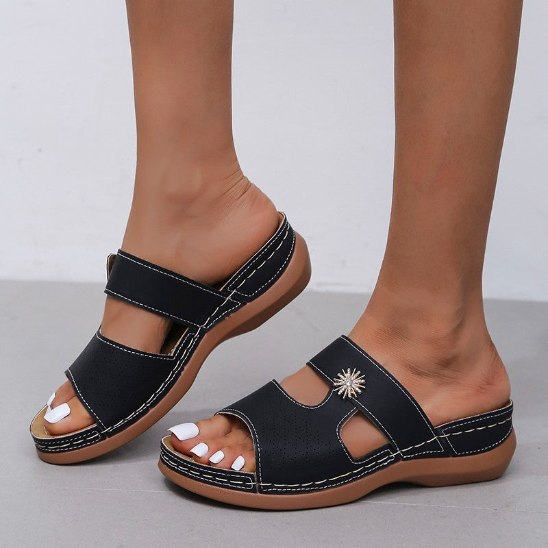Sofia - Flache Sandalen mit durchbrochenem Muster
