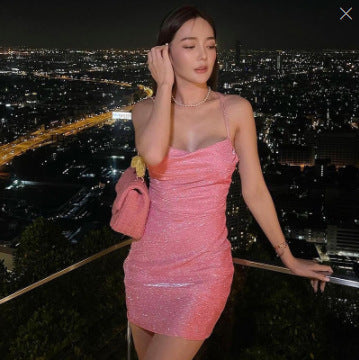 Luna - Glänzendes kurzes Kleid, das diesen Frühling funkelt