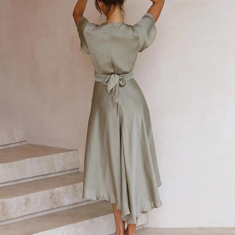 Stuttgart | Moderne Fließendes Kleid