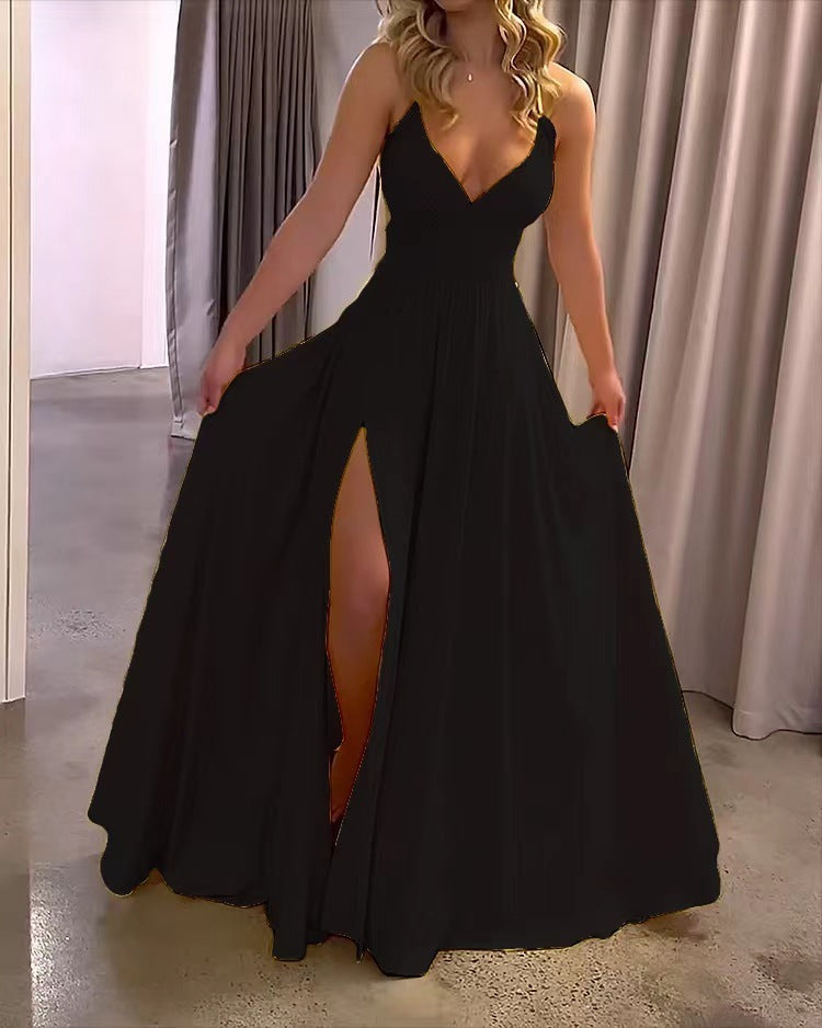 Fließendes Maxikleid mit V-Ausschnitt und Schlitz