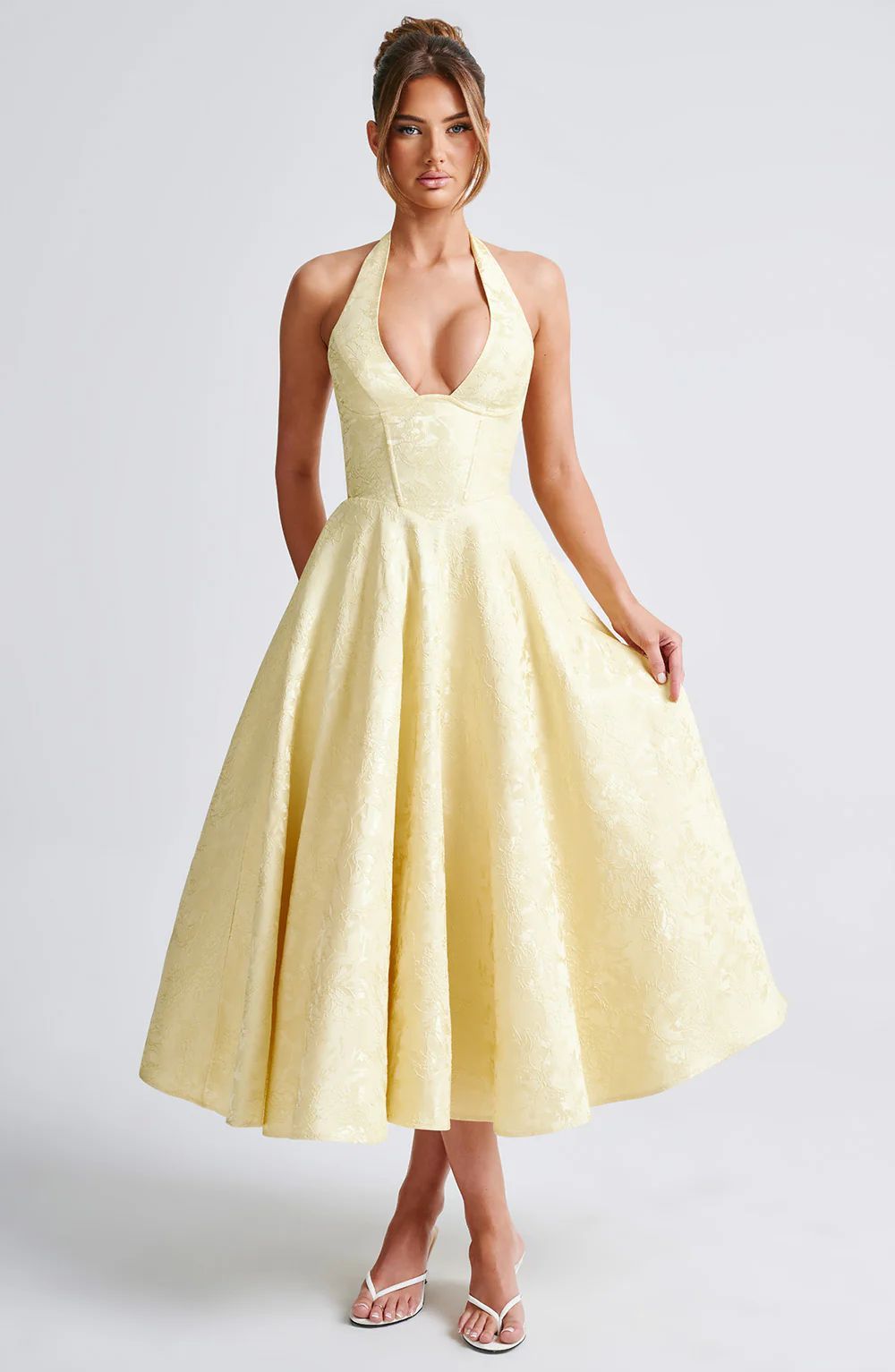 Julieta - Midikleid mit Neckholderausschnitt