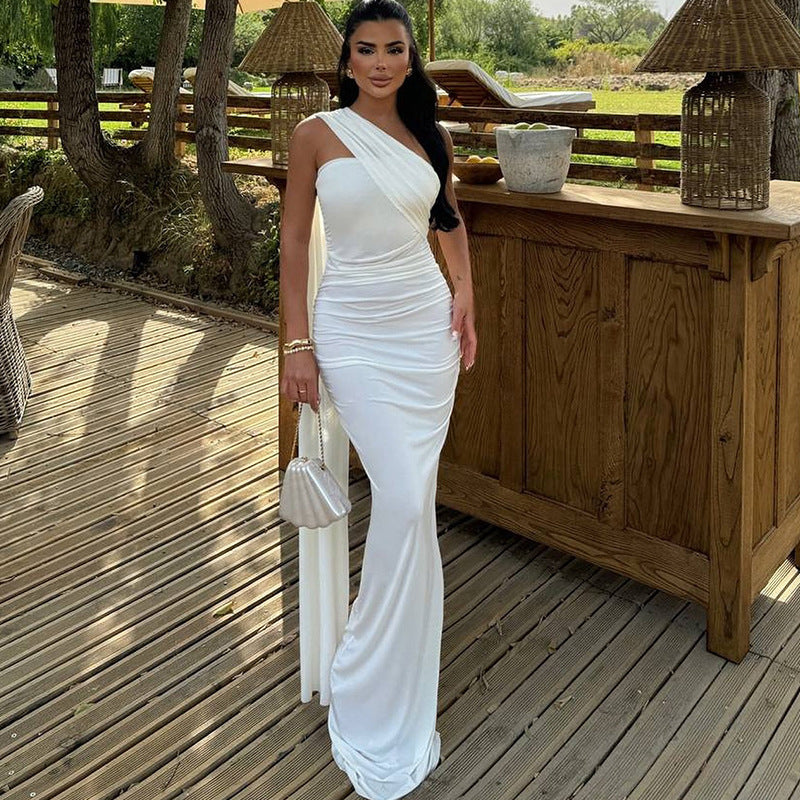 Diana - Drapiertes Maxikleid mit einer Schulterpartie