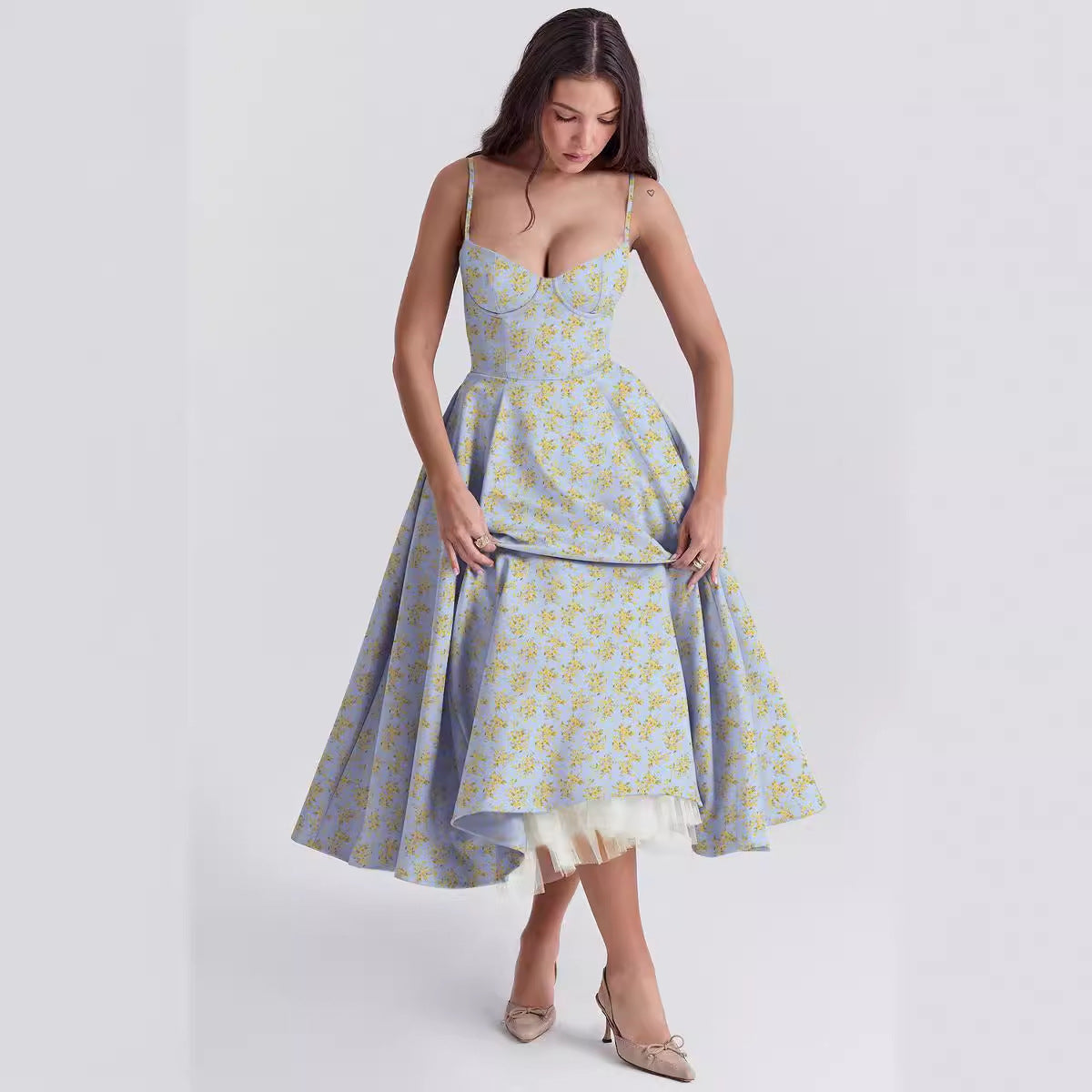 Isabelle - Fließendes französisches Netzkleid