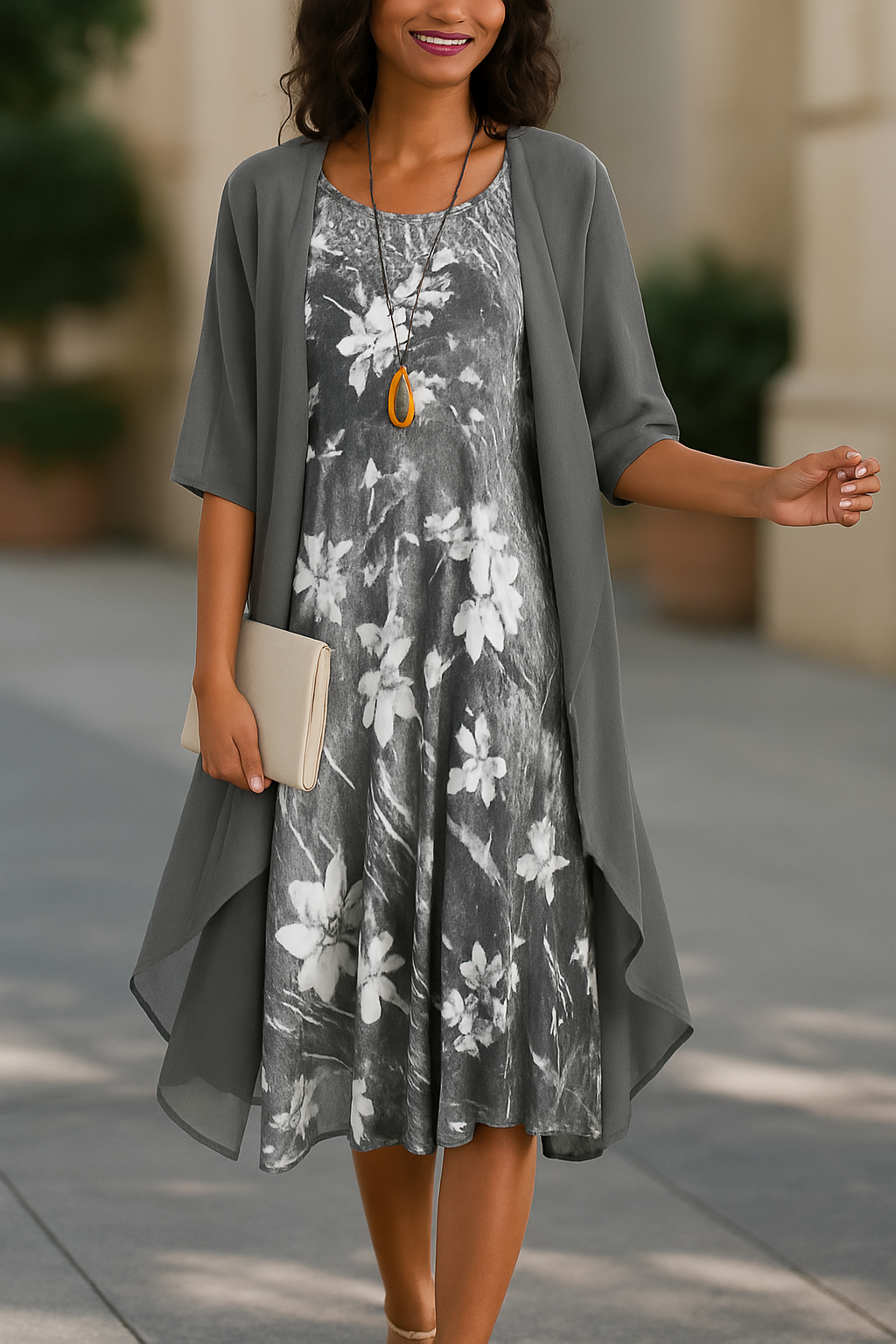 Stuttgart | Stylisches Frauenkleid