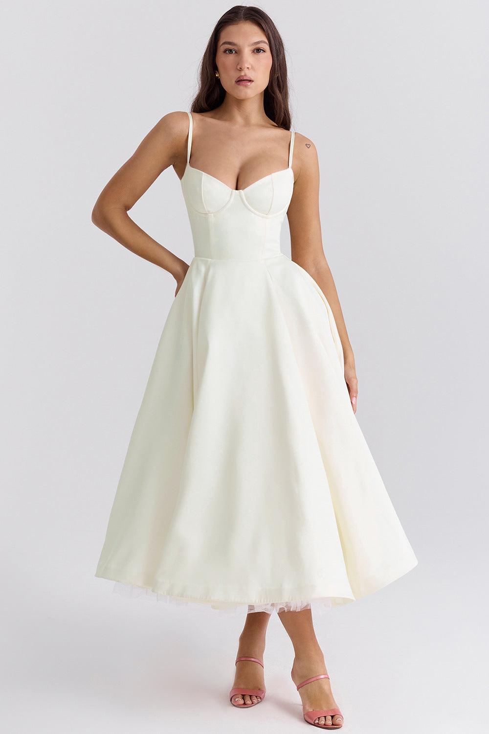 Isabelle - Fließendes französisches Netzkleid