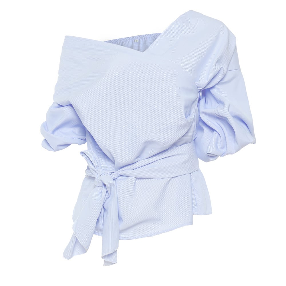 Valeria | Kurze Crossover-Bluse aus Spitze
