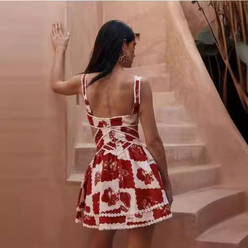 Paloma - Minikleid mit Blumenbesatz