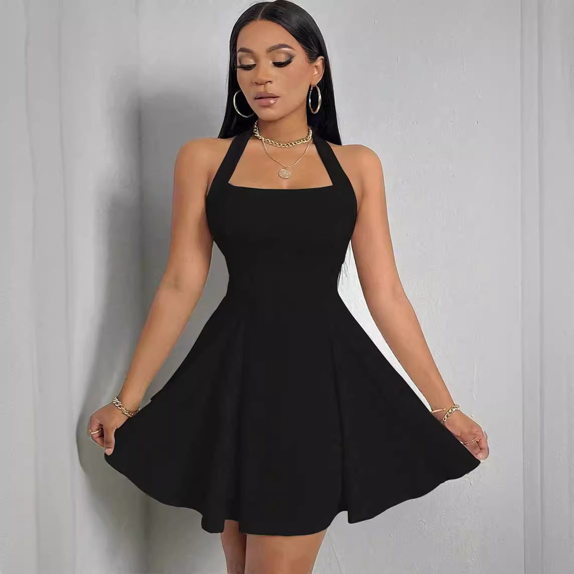 Carla - Kurzes Kleid mit Neckholder