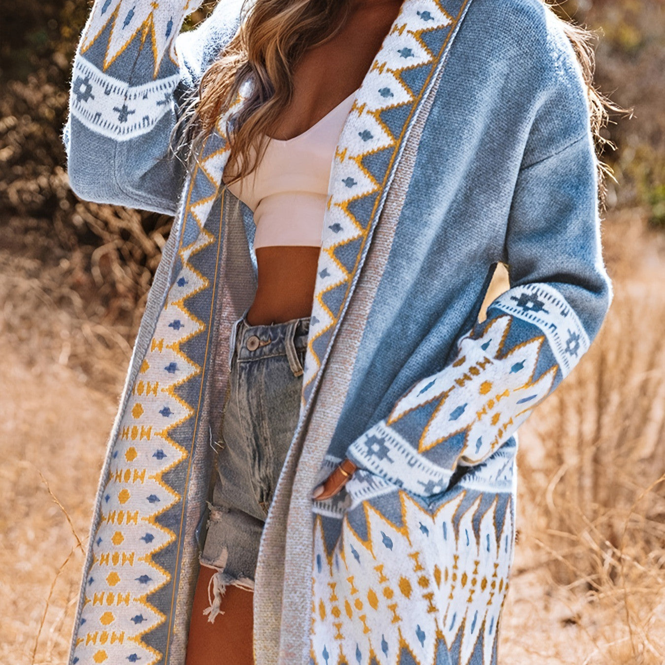 Jimena - Lange Strickjacke mit Ethno-Print und Boho-Stil