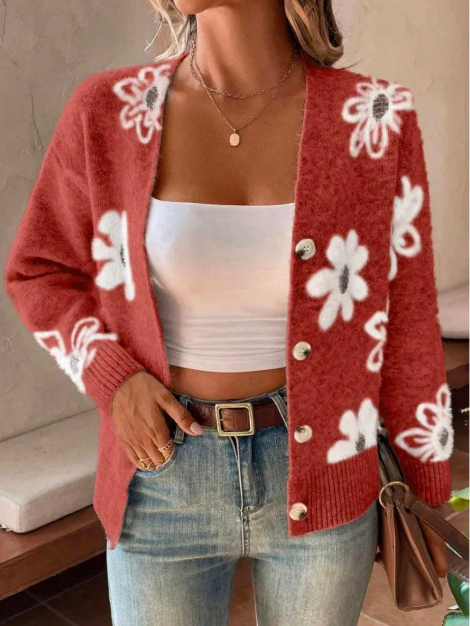 Daisy - Strickjacke mit Blumenmuster und Gänseblümchen