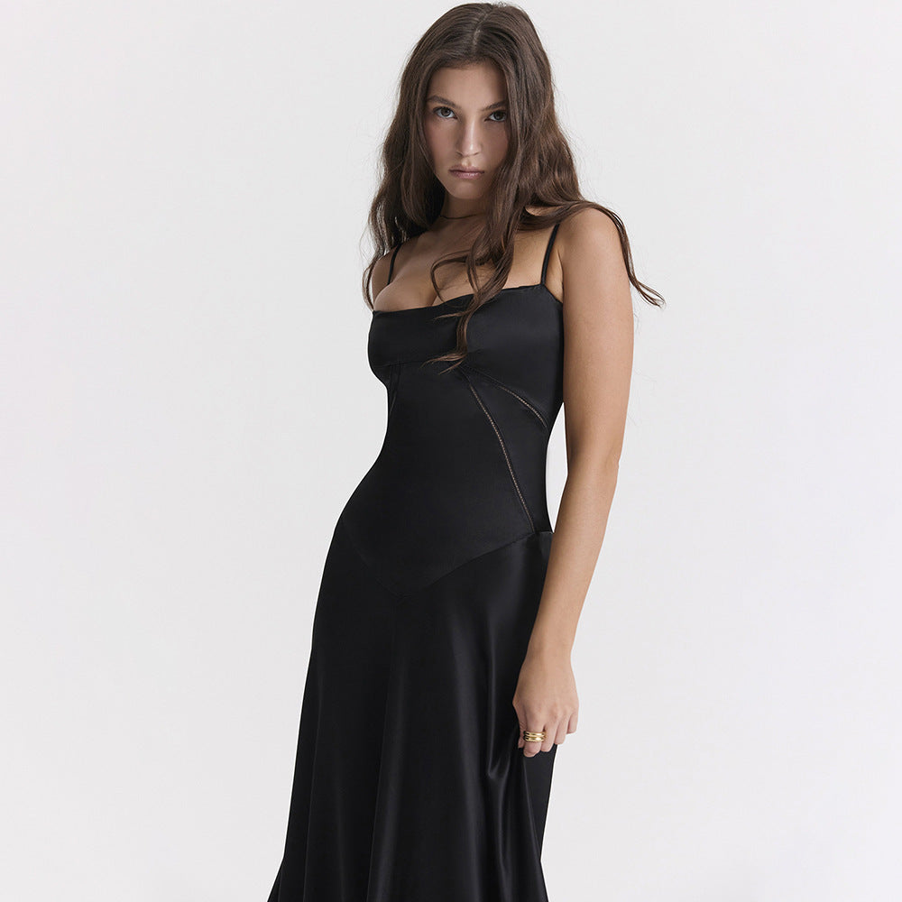 Selena - Maxikleid aus Satin mit schmalen Trägern
