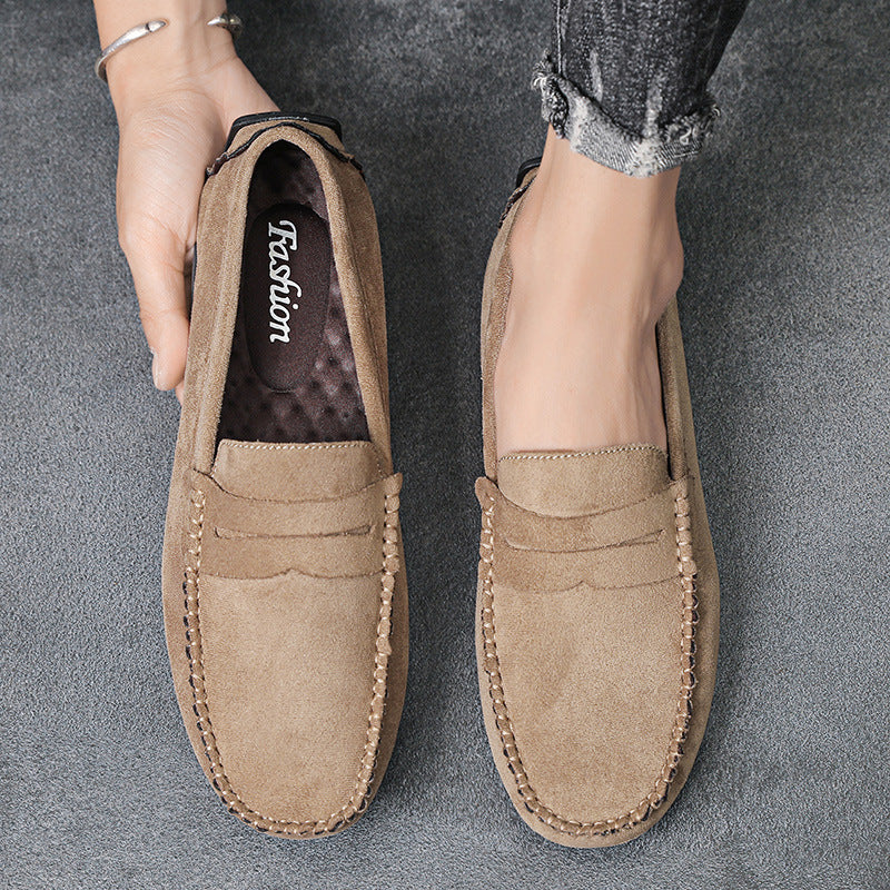 Marcos - Wildleder-Slipper mit sichtbaren Nähten und lässigem Stil