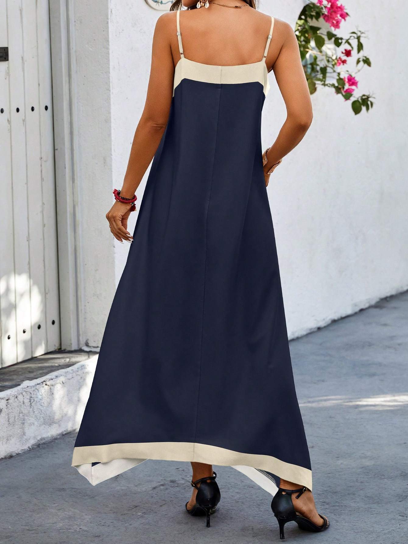 Marina - Langes lockeres Kleid mit Trägern