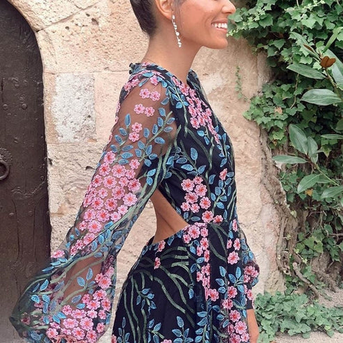 Florencia - Langes geblümtes Kleid mit offenem Rücken