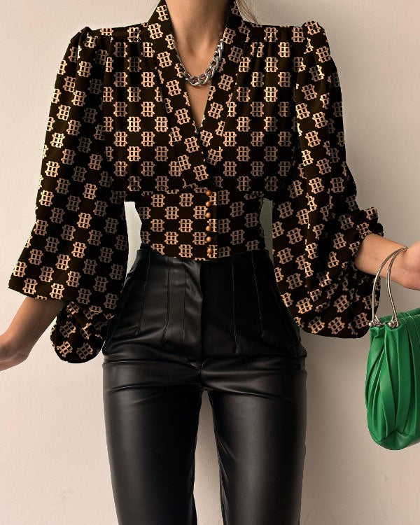 Nova - Geometrische Bluse mit Puffärmeln