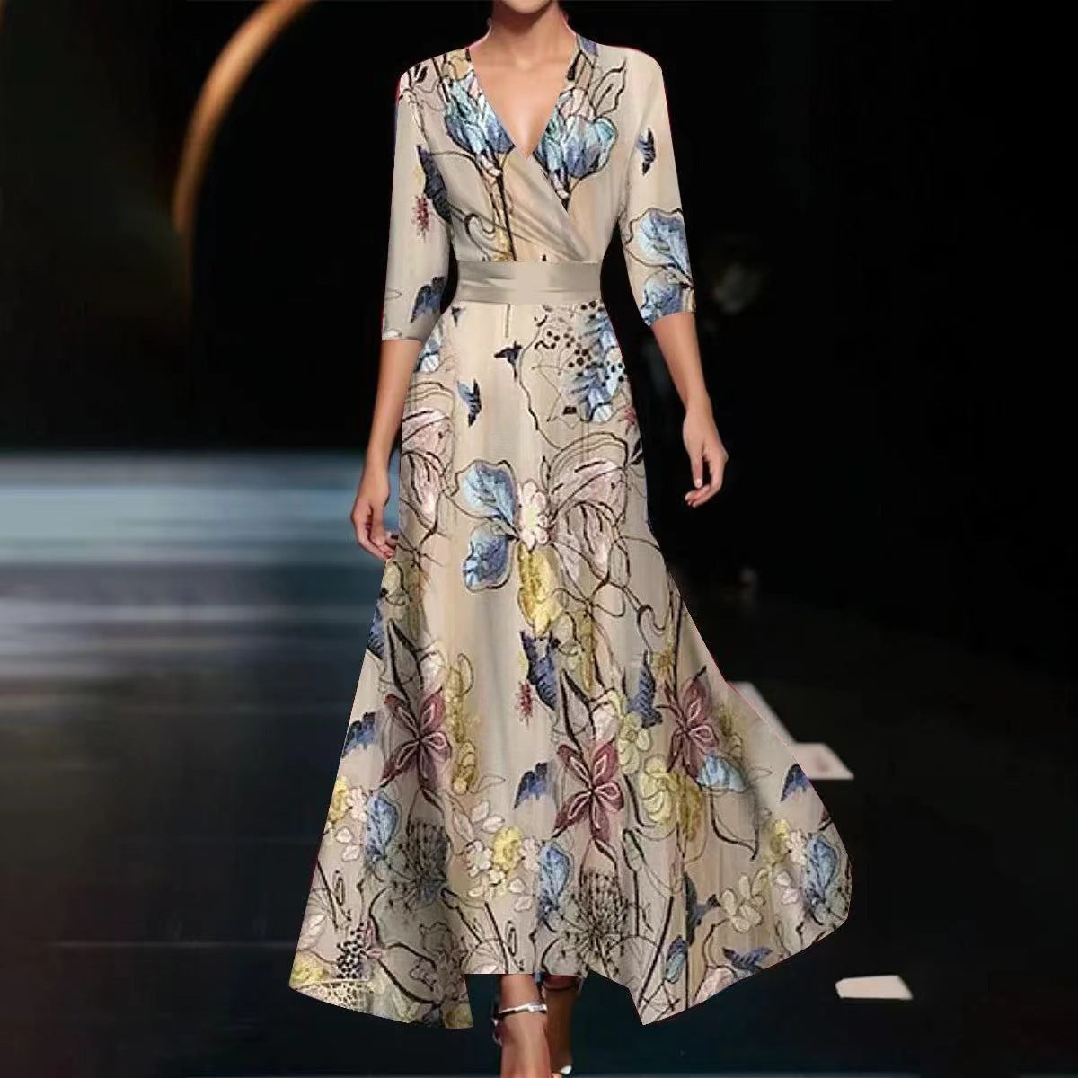 Vivian - Bedrucktes Maxikleid mit V-Ausschnitt