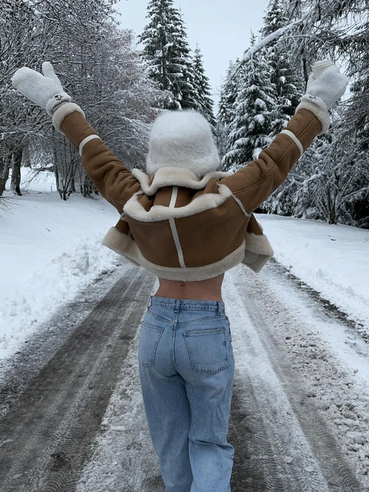 Alberta | Elegante Wildlederjacke mit weichem Fell für den Winter für Frauen