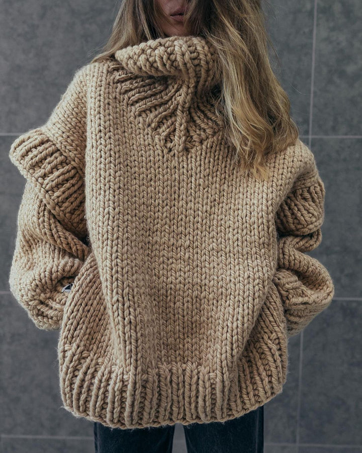 Nora | Strickpullover mit flauschigem Rollkragen für Frauen