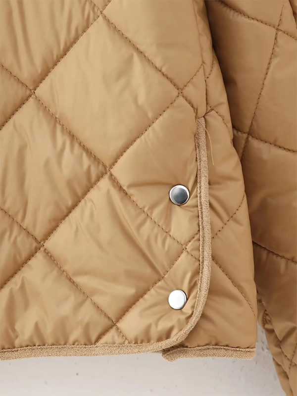 Emma | Damen-Steppjacke mit Karomuster-Details und Stehkragen