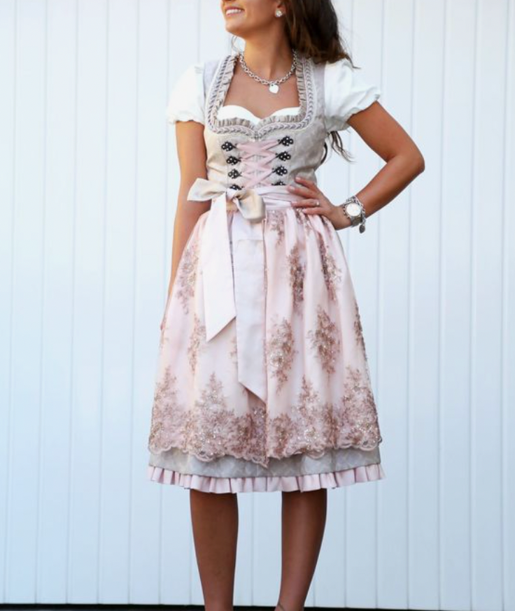 Amora | Oktoberfest maid outfit